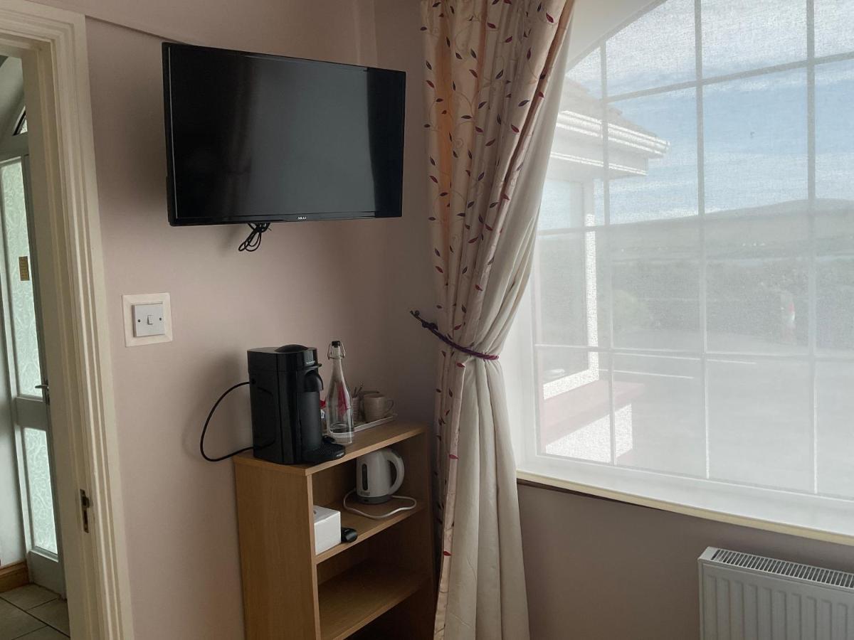 Brownes Bed and Breakfast Emlagh East Exteriör bild
