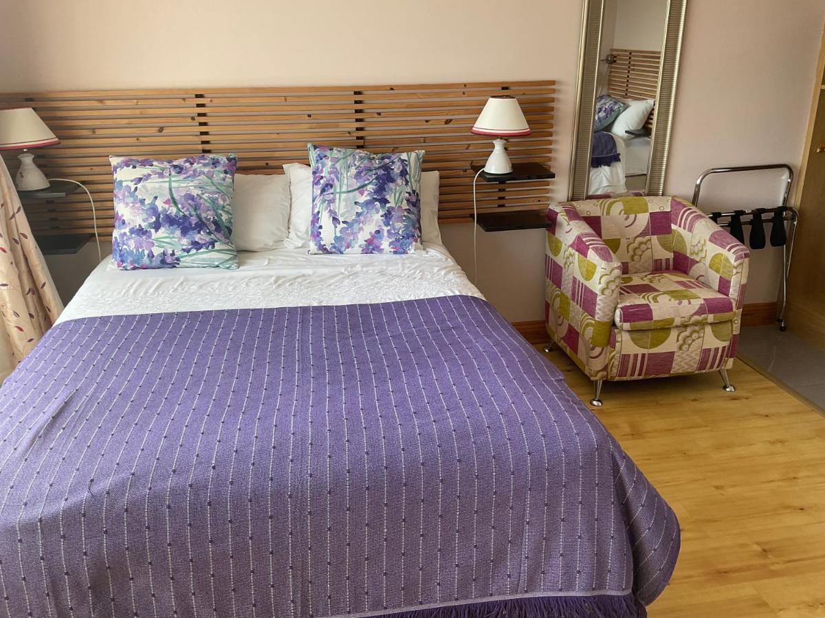 Brownes Bed and Breakfast Emlagh East Exteriör bild